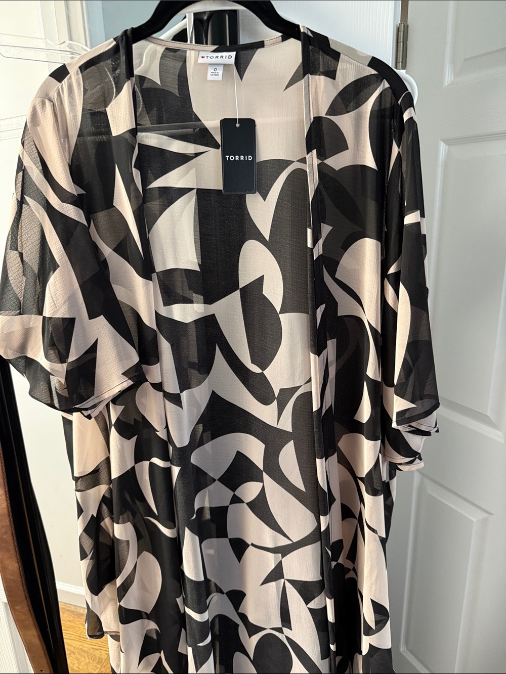 torrid Black & Cream Abstract Print Open-Front Kimono